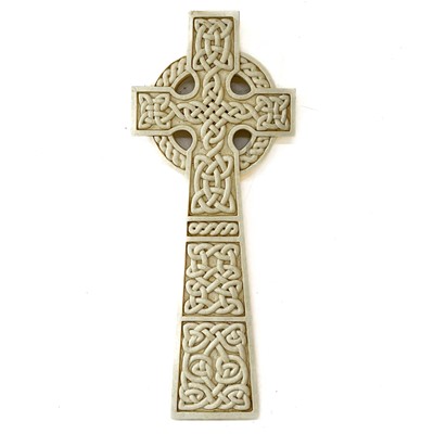 Lot 207 - A resin Celtic cross.