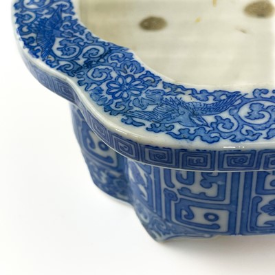 Lot 198 - A Chinese blue and white porcelain bonsai dish, Republic period.