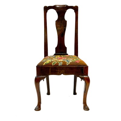 Lot 181 - A good George I oak side chair.