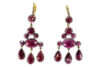 Lot 147 - A pair of Georgian style silver gilt garnet and diamond set girandole earrings.