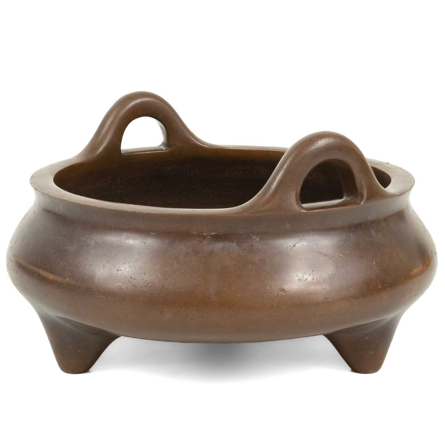 Lot 165 - A Chinese bronze twin-handled censer.