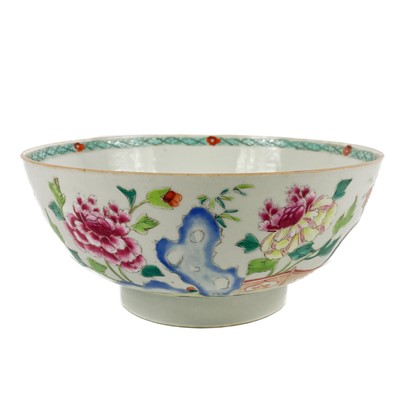 Lot 278 - A Chinese famille rose porcelain bowl, 18th century.