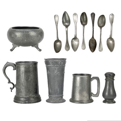 Lot 216 - Pewter, including seven assorted spoons.