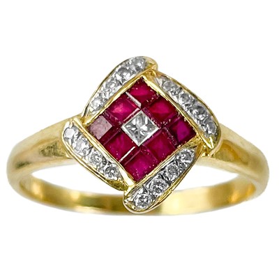 Lot 55 - An 18ct gold diamond and ruby set ring by Le Vian.