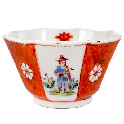 Lot 139 - A Chinese porcelain octagonal tea bowl, 18th century.