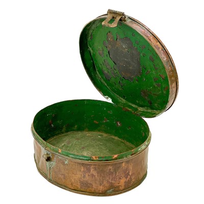 Lot 16 - An early 19th century oval copper box.