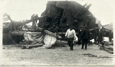 Lot 902 - Cornish Shipwreck Postcards