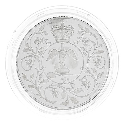 Lot 61 - Three cased commemorative Royal mint silver proof coins.