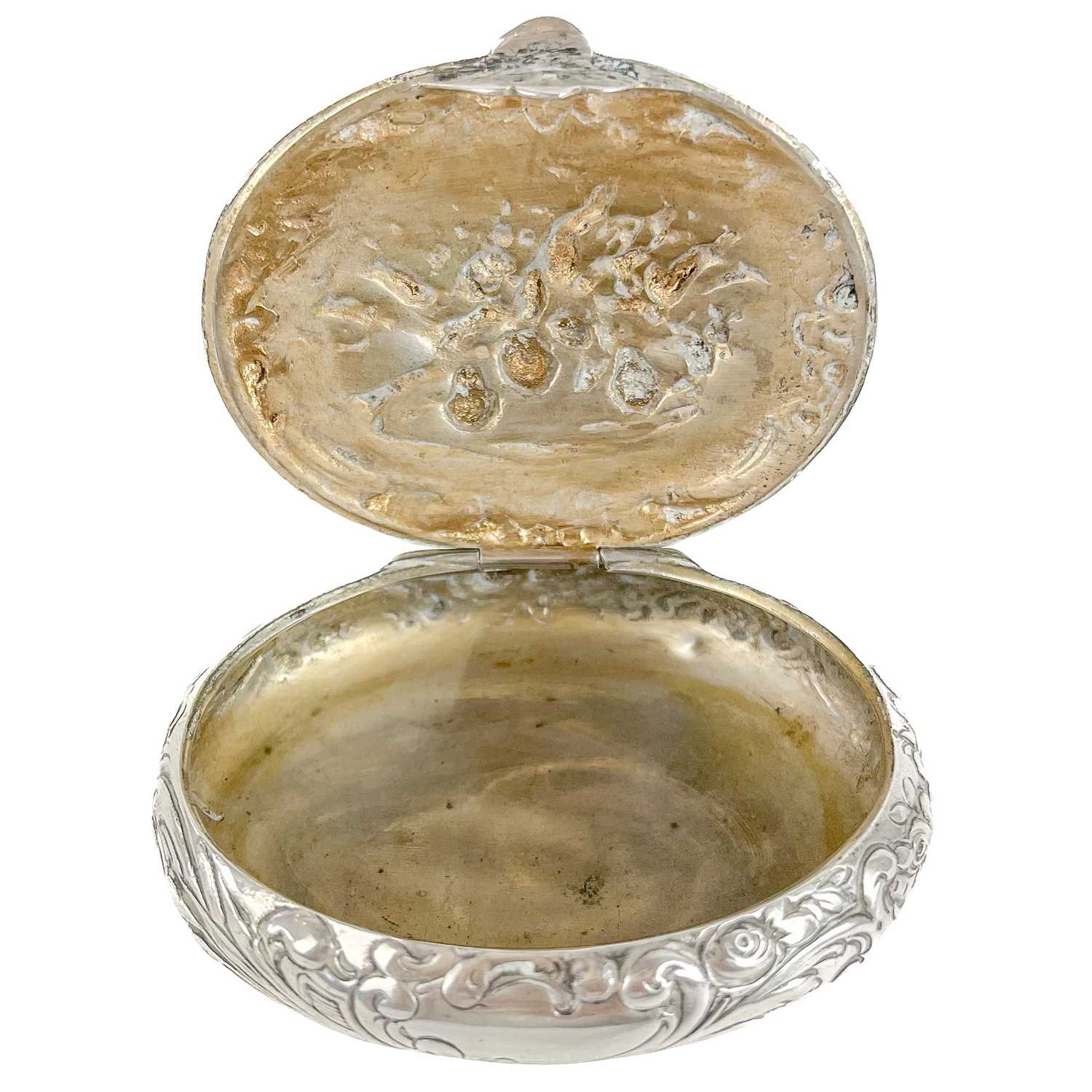 Lot 67 - A German silver snuff box.