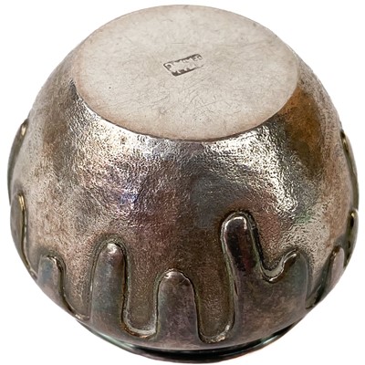 Lot 463 - A Chinese silver pot and a dragon tie pin.