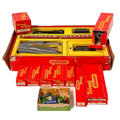 Lot 501 - Triang 00 Gauge Boxed Railway Train Set, Wagons etc & various accessories