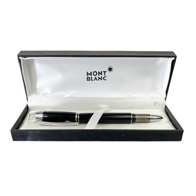 Lot 534 - A Mont Blanc starwalker roller point pen.