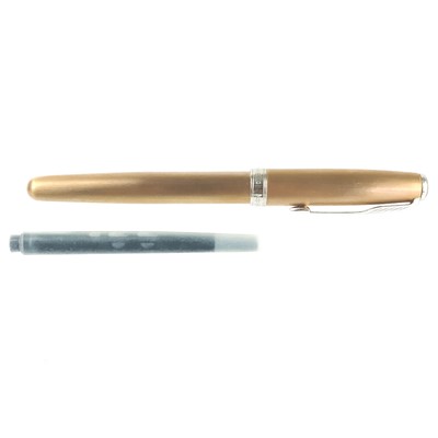 Lot 546 - A Sonnet Parker fountain pen in original fitted case.