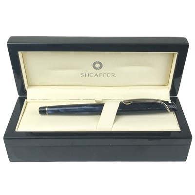 Lot 546 - A Sonnet Parker fountain pen in original fitted case.