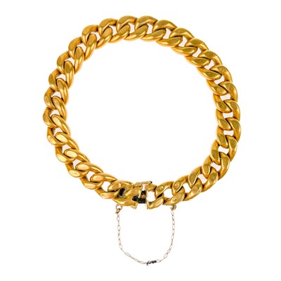 Lot 178 - An 18ct gold hollow curb link bracelet.