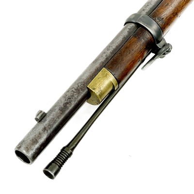 Lot 289 - A Snider-Enfield .577 calibre triple-banded breech loading service rifle.