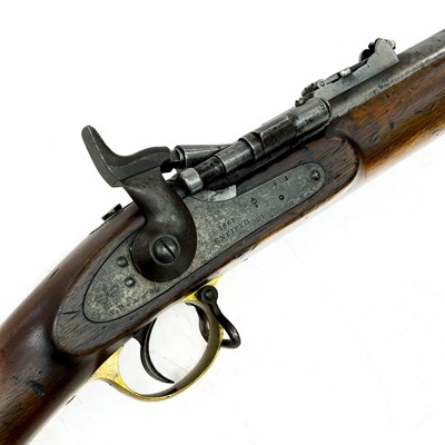 Lot 289 - A Snider-Enfield .577 calibre triple-banded breech loading service rifle.