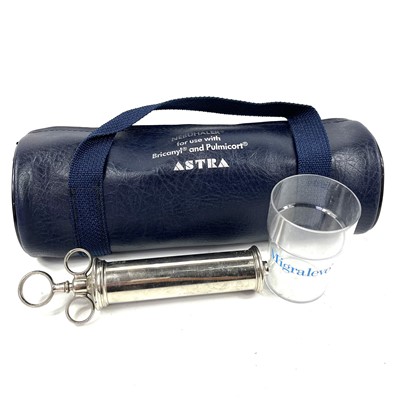 Lot 110 - Mid-century medical equipment