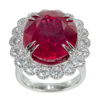 Lot 334 - An impressive 18ct white gold, 14.5ct (approx) ruby and diamond cluster dress ring.