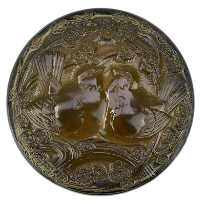 Lot 458 - A J. D'Avsen French Art Deco glass circular box and cover.