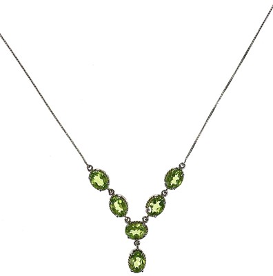 Lot 533 - A 925 silver green gemstone set necklace.