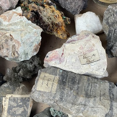 Lot 208 - A collection of minerals.