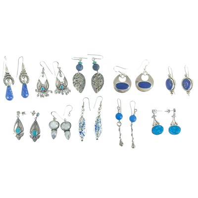 Lot 510 - A selection of silver drop earrings in blue tones