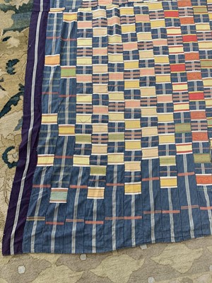 Lot 64 - A Ewe Mans cotton cloth, Ghana / Togo, mid 20th century.