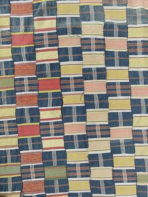 Lot 64 - A Ewe Mans cotton cloth, Ghana / Togo, mid 20th century.