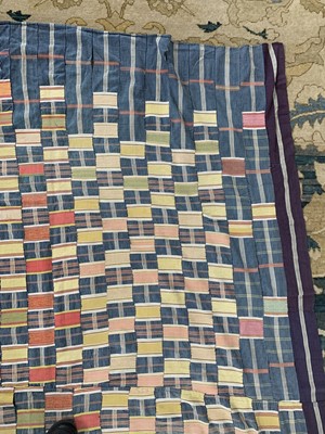 Lot 64 - A Ewe Mans cotton cloth, Ghana / Togo, mid 20th century.