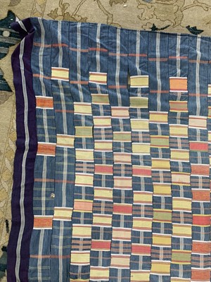 Lot 64 - A Ewe Mans cotton cloth, Ghana / Togo, mid 20th century.