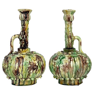 Lot 183 - A pair of Canakkale ewers, 19th century.