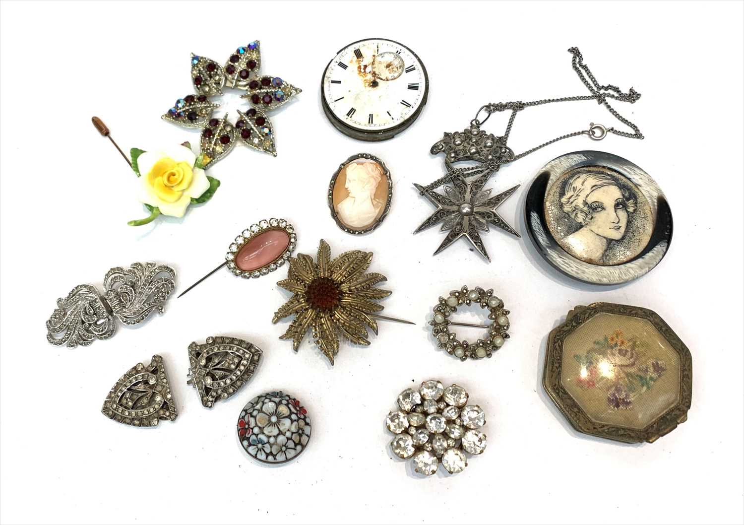 Lot 2666 - Costume jewellery etc.