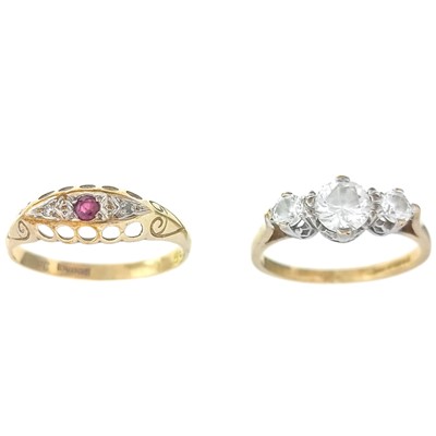 Lot 316 - Two 9ct gem set rings.