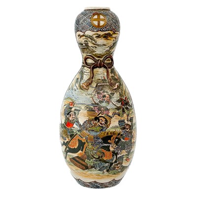 Lot 19 - A Japanese Satsuma vase, Maizan Hododa, Meiji period.