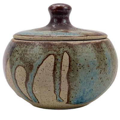 Lot 413 - Graham Peter Glynn studio pottery.