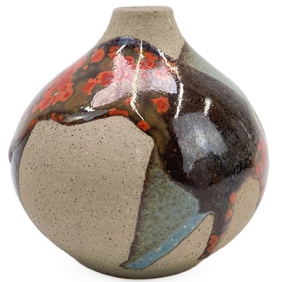 Lot 413 - Graham Peter Glynn studio pottery.