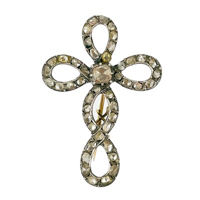 Lot 111 - A Georgian silver rose cut diamond set cross brooch.