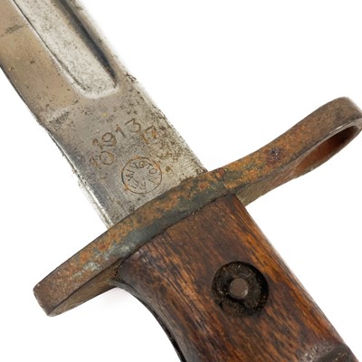 Lot 280 - A United States Remington bayonet.