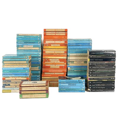 Lot 341 - A collection of vintage Penguin paperbacks