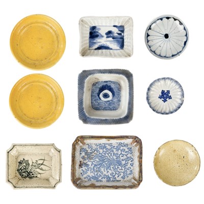 Lot 488 - Nine various Japanese dishes, 19th century and earlier.