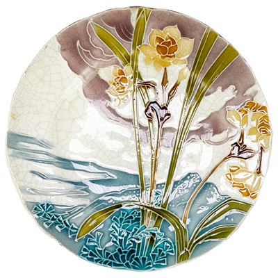 Lot 535 - A Minton secessionist plate.