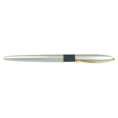 Lot 547 - A Fuliwen 18k gold plated fountain pen.