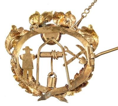 Lot 395 - A rare 19th century Australian gold prospectors brooch.