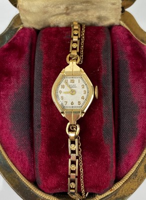Lot 177 - Rolex - A Rolex Standard 14ct cased lady's manual wind wristwatch.