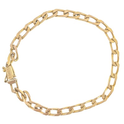 Lot 426 - A 9ct continental gold curb link bracelet.