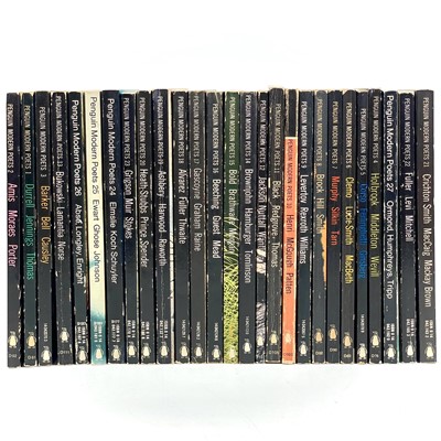 Lot 345 - Penguin Modern Poets Series