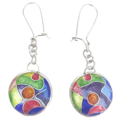 Lot 431 - A pair of .999 fine silver and enamel 'Rainbow' pendant earrings by Samantha Suddaby.