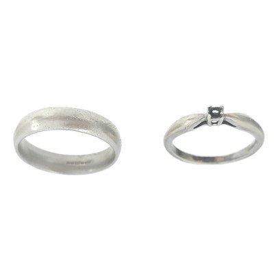 Lot 433 - Two 9ct white gold rings.