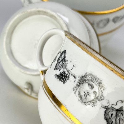 Lot 585 - A Wemyss pottery sugar bowl.